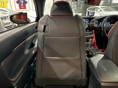 2019 Lexus RC — миниатюра 22