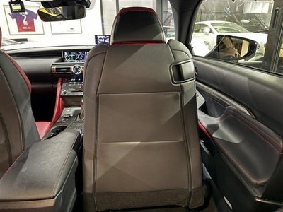 2019 Lexus RC — миниатюра 23