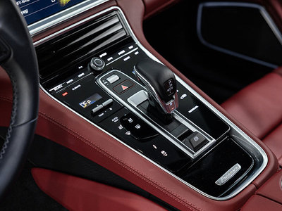 PORSCHE PANAMERA - 9