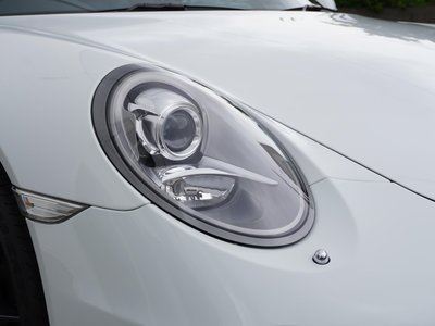 PORSCHE 911 - 9