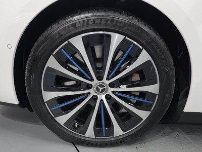 MERCEDES-BENZ EQE - 6