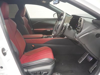 صورة مصغرة 12 لـ 2023 Lexus RX