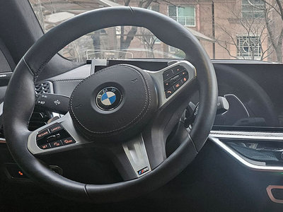 BMW X7 - 7
