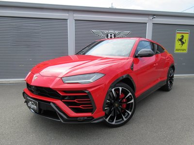 LAMBORGHINI URUS - 2