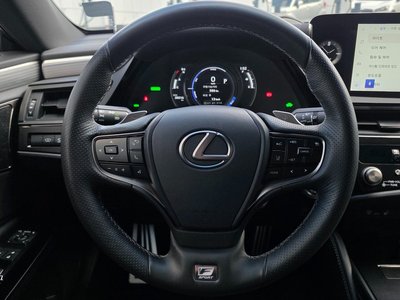 LEXUS ES - 8