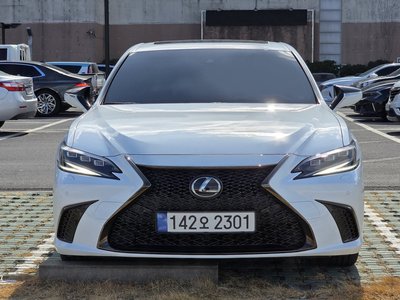 LEXUS ES - 1