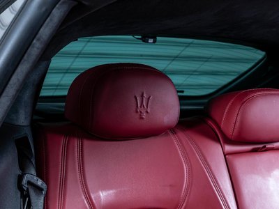 2021 Maserati LEVANTE thumbnail 31