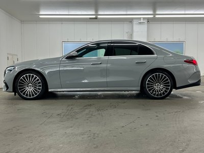 MERCEDES-BENZ E-CLASS - 3