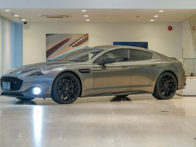 ASTON MARTIN RAPIDE - 1