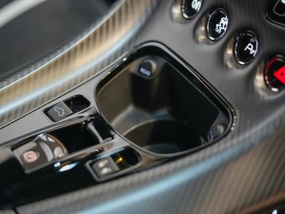 2019 Aston Martin RAPIDE thumbnail 41