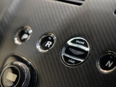 2019 Aston Martin RAPIDE thumbnail 28