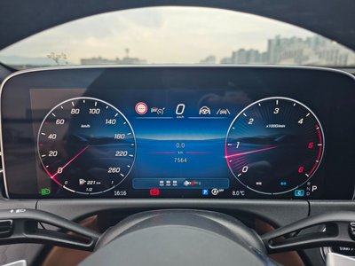 MERCEDES-BENZ E-CLASS - 10