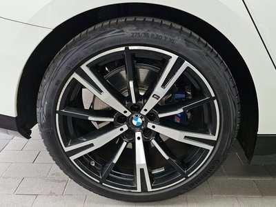 BMW 5 SERIES - 6