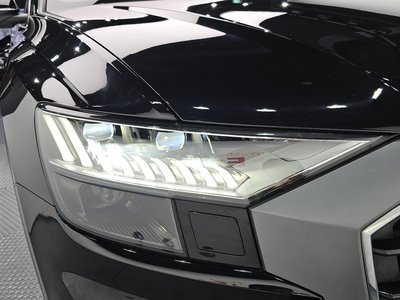 AUDI Q8 - 9