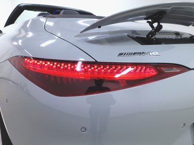 MERCEDES-BENZ SL AMG - 5