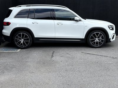 2025 Mercedes-BENZ GLB AMG — фото 4