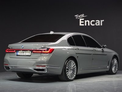BMW 7 SERIES - 3
