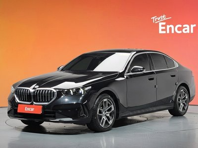 BMW 5 SERIES - 1