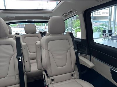 2021 Mercedes-BENZ V-CLASS — миниатюра 23