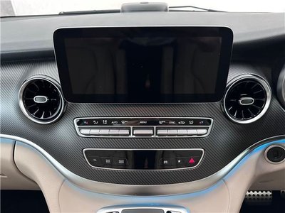 صورة 10 لـ 2021 Mercedes-BENZ V-CLASS