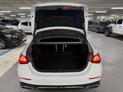 MERCEDES-BENZ E-CLASS - 9