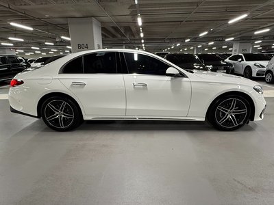 MERCEDES-BENZ E-CLASS - 5