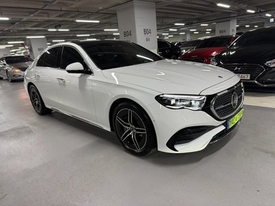 MERCEDES-BENZ E-CLASS - 8