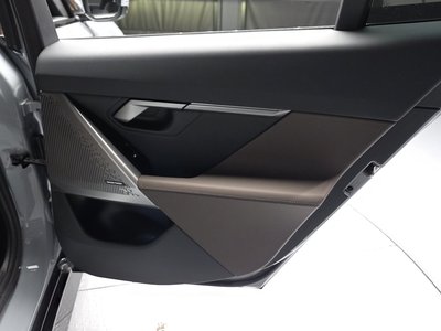 2025 BMW 5 SERIES — миниатюра 15