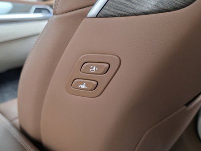 صورة مصغرة 30 لـ 2021 Genesis G90