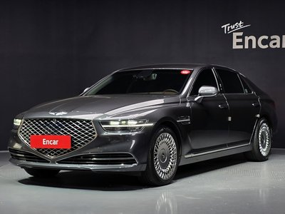 2021 Genesis G90 — фото 1
