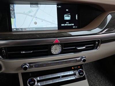 صورة مصغرة 19 لـ 2021 Genesis G90
