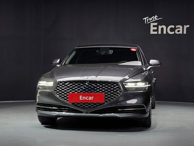 2021 Genesis G90 — фото 2