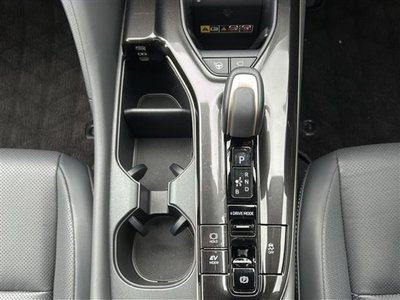 TOYOTA CROWN SPORT - 10