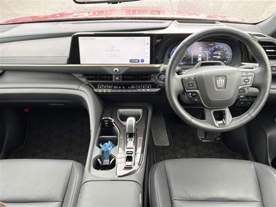 TOYOTA CROWN SPORT - 2