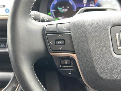 TOYOTA CROWN SPORT - 9