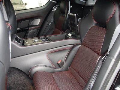 2013 Aston Martin RAPIDE 缩略图 44