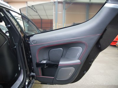 2013 Aston Martin RAPIDE 缩略图 37
