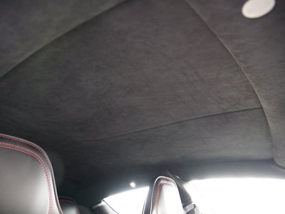 2013 Aston Martin RAPIDE 缩略图 31