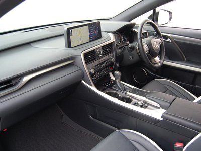 صورة مصغرة 26 لـ 2021 Lexus RX