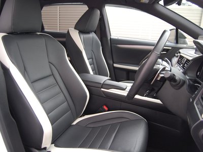 صورة مصغرة 24 لـ 2021 Lexus RX