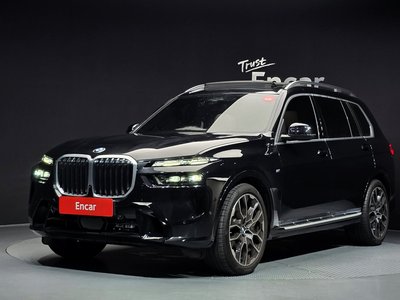2025 BMW X7 照片 1