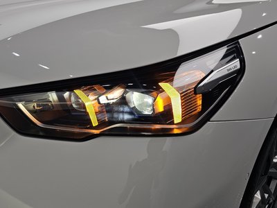 BMW I5 - 9