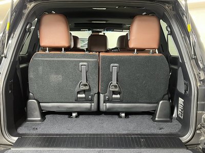 صورة مصغرة 27 لـ 2015 Toyota LAND CRUISER 200