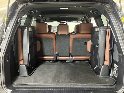 صورة مصغرة 28 لـ 2015 Toyota LAND CRUISER 200