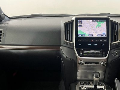 صورة مصغرة 33 لـ 2015 Toyota LAND CRUISER 200