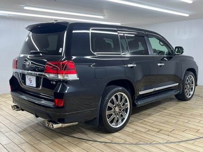 صورة مصغرة 16 لـ 2015 Toyota LAND CRUISER 200