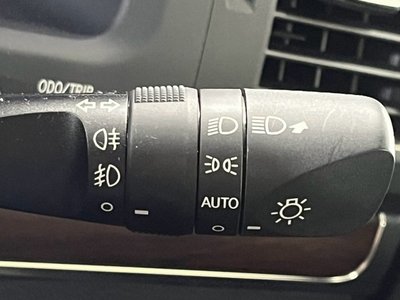 صورة مصغرة 40 لـ 2015 Toyota LAND CRUISER 200