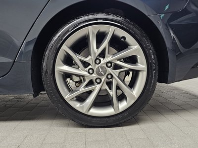 صورة 8 لـ 2023 GENESIS THE NEW G70