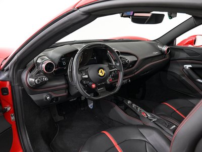 FERRARI F8 - 3