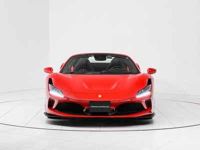 FERRARI F8 - 5